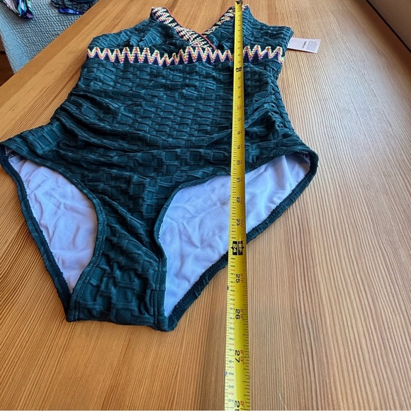 Bloomchic 12 NWT green webbing wrap boho ribbon detail one piece swimsuit - Picture 11 of 16